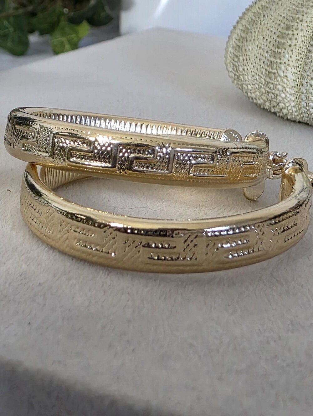Textured Gold Hoop Earrings with Greek Key Etching & Ribbed Interior - Picture 3 of 9